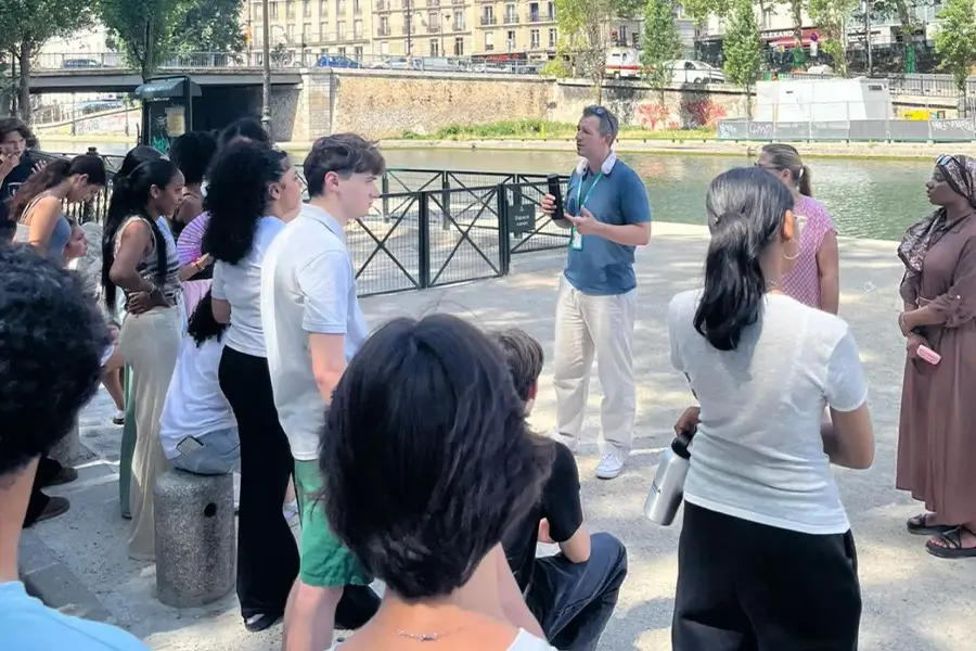 Visite des alentours du campus de Paris avec l'IMSI